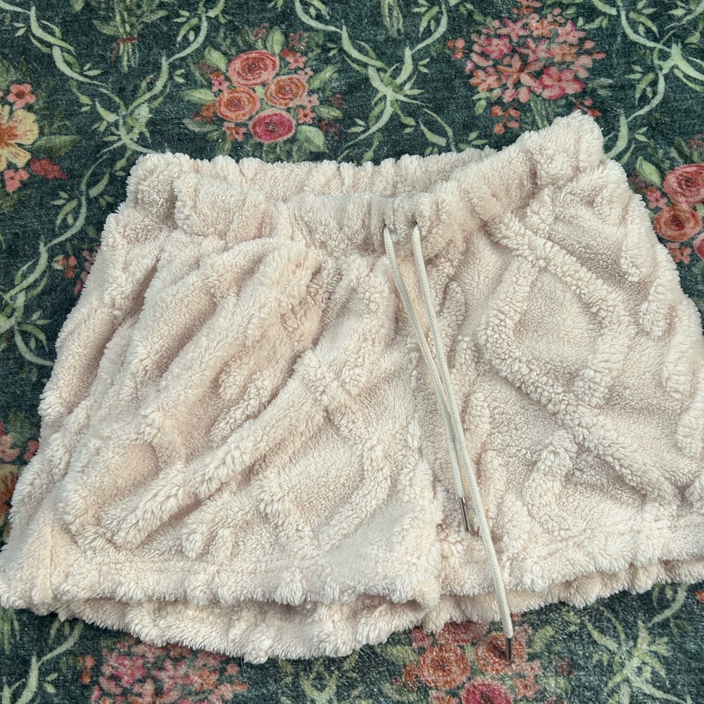 Angel Kiss Fluffy Shorts